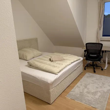 Living - Modernes Fuer Bis Zu 4 Gaeste * Oberhausen (North Rhine-Westphalia)